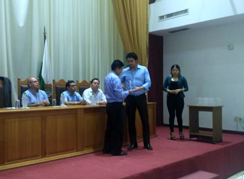 El Procurador General del Estado entrega el Reconocimiento Procuradurial “Dr. Rodolfo Joaquín Illanes Alvarado” en Cobija