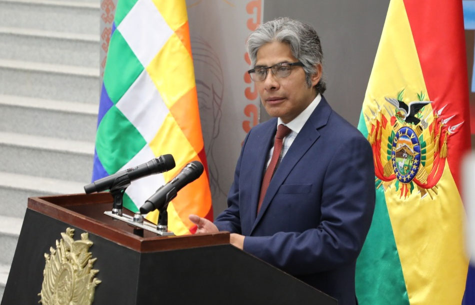 Wilfredo Chávez es designado como nuevo Procurador General del Estado