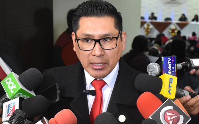 PROCURADOR GENERAL ASEGURA QUE MURILLO NO QUEDARÁ IMPUNE Y QUE HARÁ SEGUIMIENTO A LOS SEIS PROCESOS PENDIENTES QUE TIENE EN BOLIVIA
