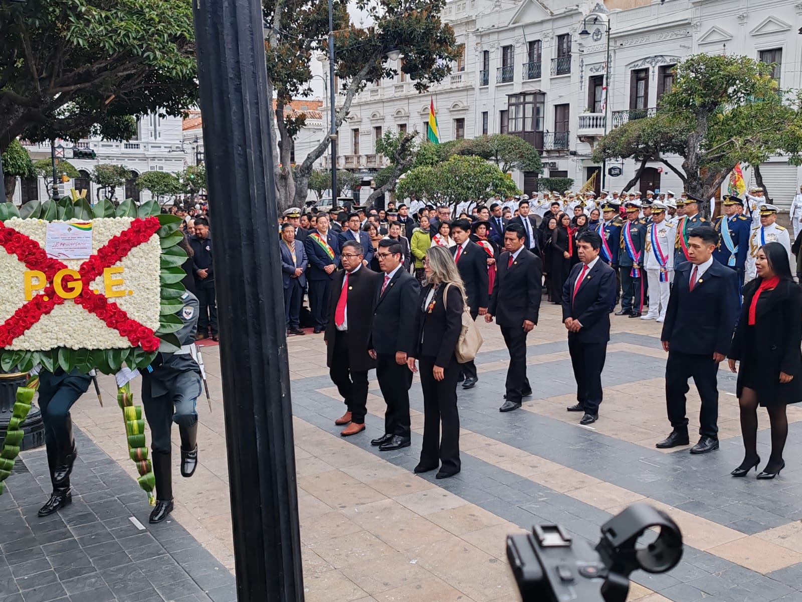 PROCURADOR GENERAL RINDE HOMENAJE AL PUEBLO CHUQUISAQUEÑO EN EL 216 ANIVERSARIO DE SU GESTA LIBERTARIA
