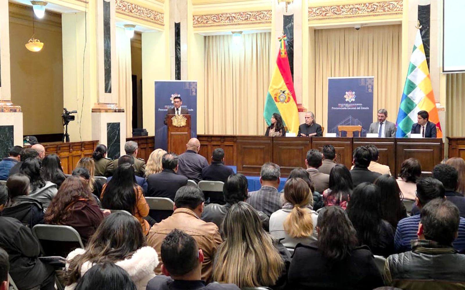 PROCURADOR GENERAL PONDERA COMO UN HITO HISTÓRICO EN BOLIVIA LA PRESENTACIÓN DE LA “GUÍA JURÍDICA SOBRE LA VALORACIÓN DEL DAÑO AMBIENTAL POR EL DELITO DE INCENDIO FORESTAL Y SU JUZGAMIENTO”
