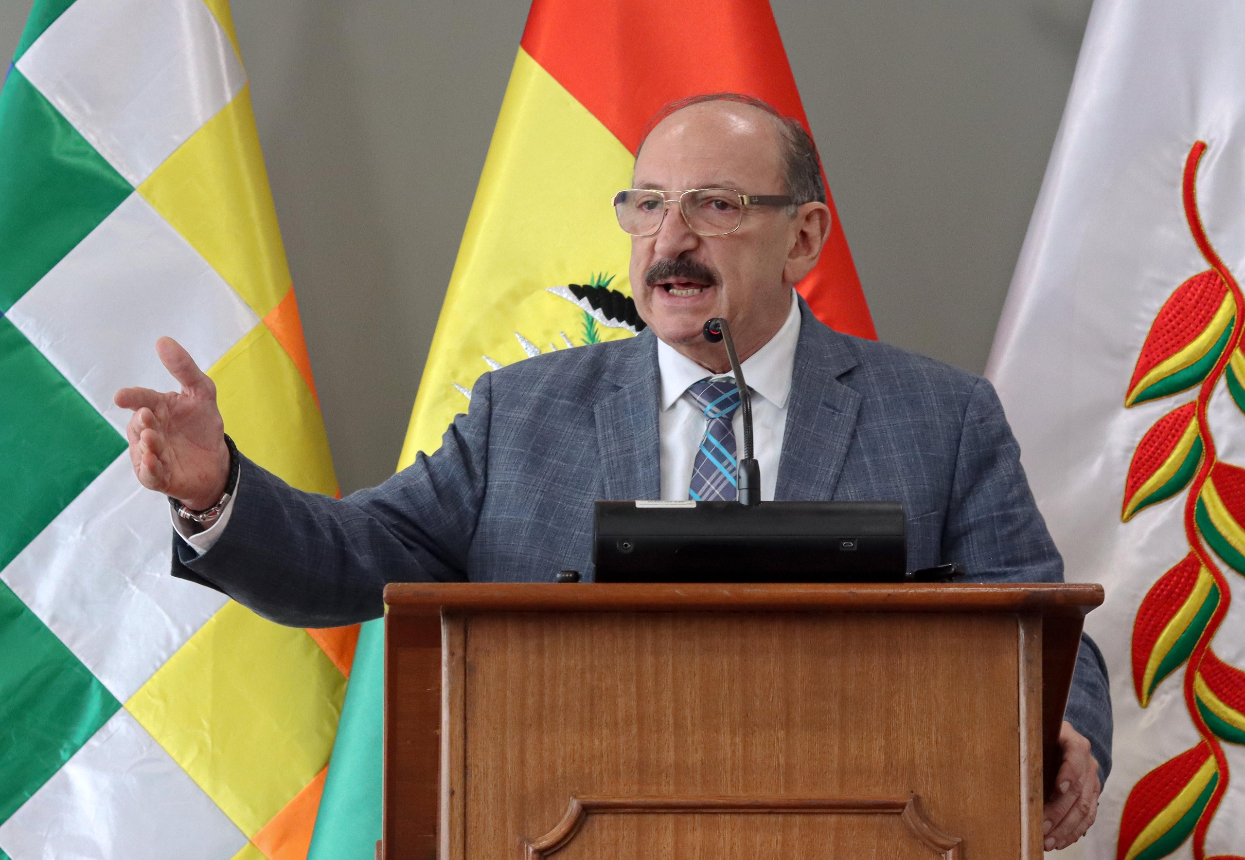 PROCURADOR GENERAL CONFIRMA QUE ARMIN DORGATHEN FUE DECLARADO REBELDE Y TIENE MANDAMIENTO DE APREHENSIÓN, ANOTACIÓN DE BIENES, ENTRE OTRAS MEDIDAS